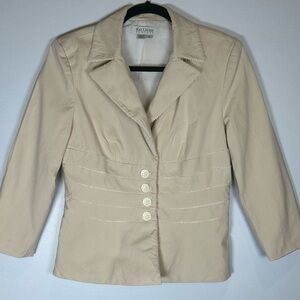 Kay Unger Cream Women's Tailored Blazer. Size 8. Minimalism. Neutral.